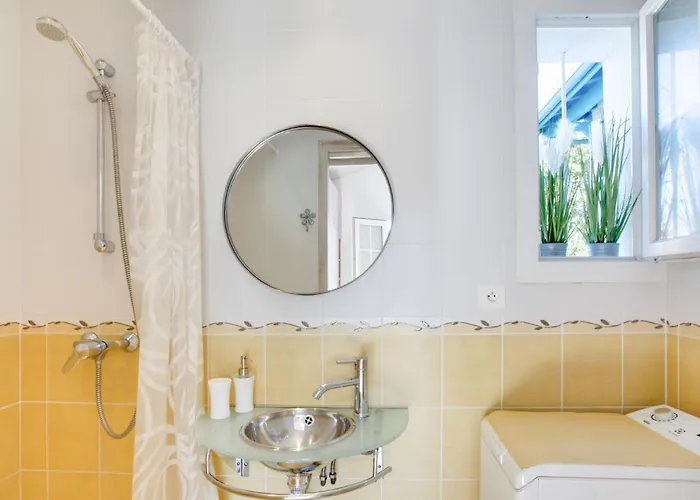 Etxe Tikia By Interhome * Guéthary